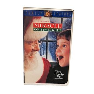 Miracle on 34th Street VHS